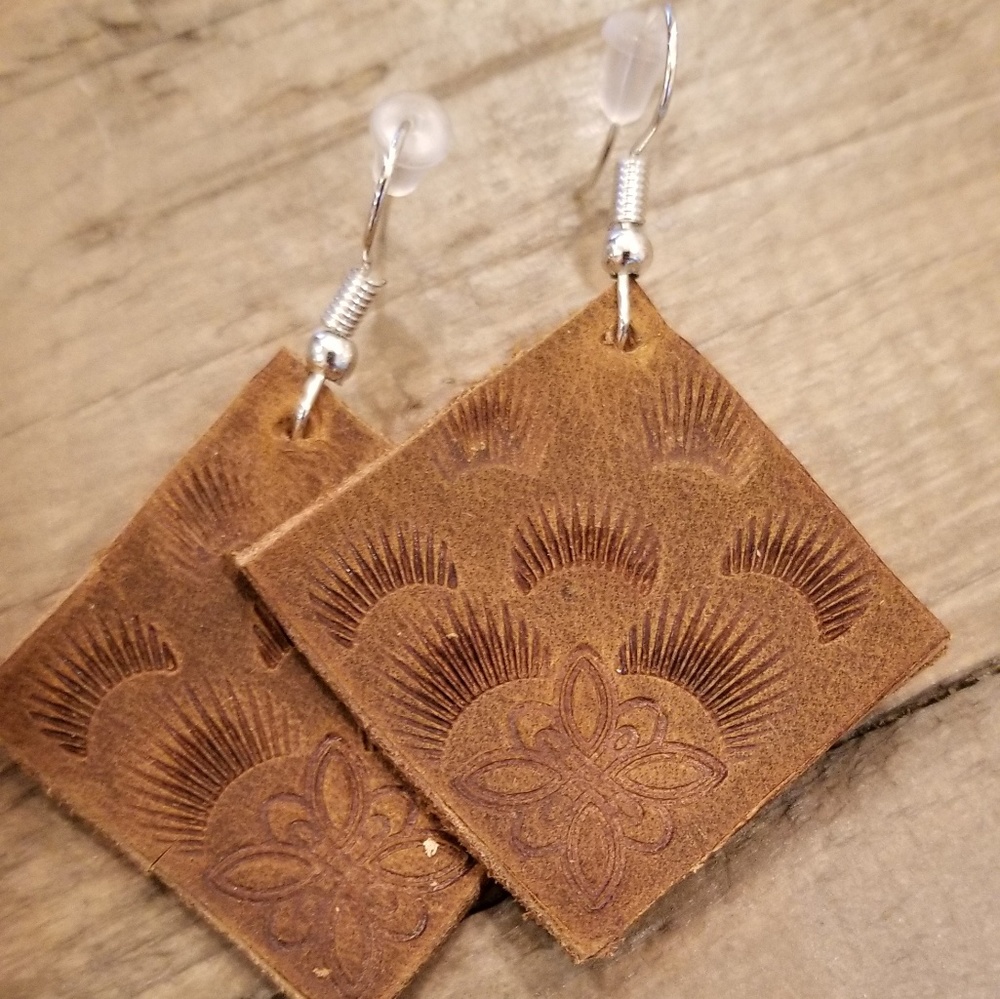 Leather ear rings
